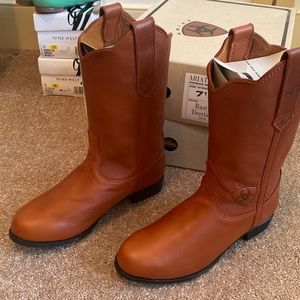 ariat heritage roper cognac